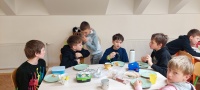 Páťáci prožili kouzelnou Noc s Andersenem