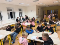 Páťáci prožili kouzelnou Noc s Andersenem