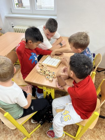 Den třídních kolektivů - spolupráce 1. B a 9. B