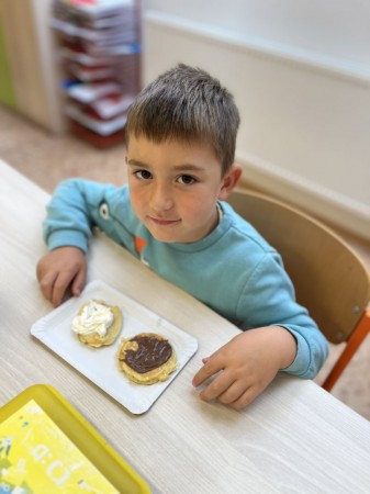 Den třídních kolektivů - spolupráce 1. B a 9. B