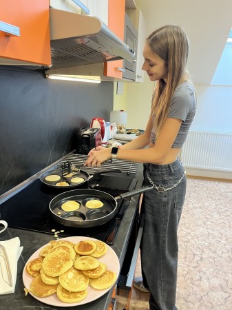 Den třídních kolektivů - spolupráce 1. B a 9. B